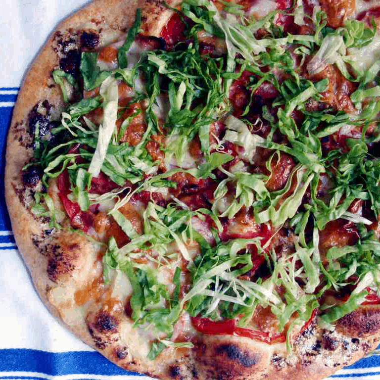 summer pizza recipe: blt pizza