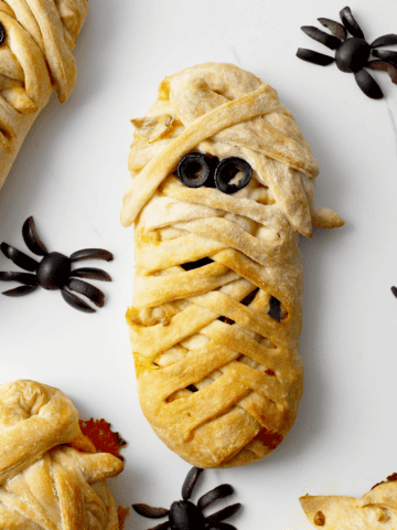 Thursday Night Pizza's Halloween Mummy Pizza Braids