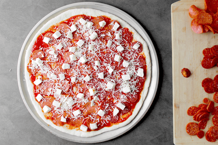 pan pepperoni pizza process, step 2