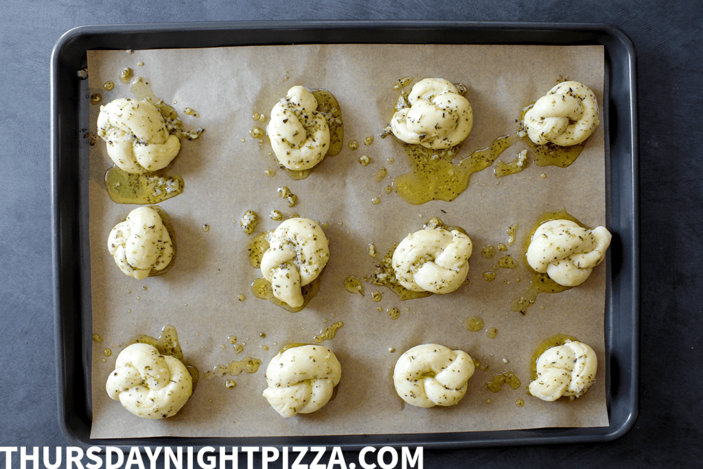 How to Make Garlic Knots with Pizza Dough