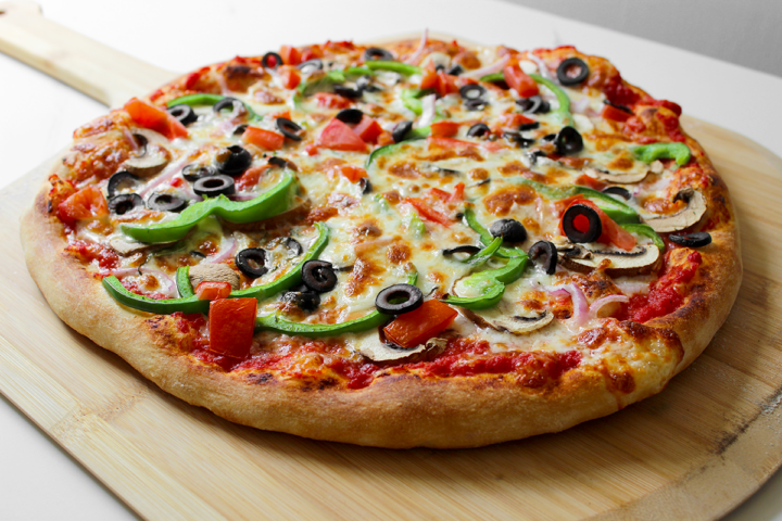 ThursdayNightPizza's Veggie Supreme Pizza